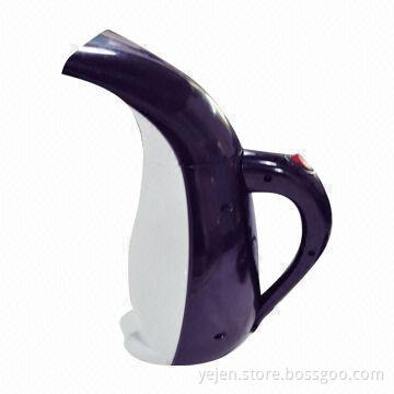Garment and Facial Steamer with 360mL Water Tank Capacity